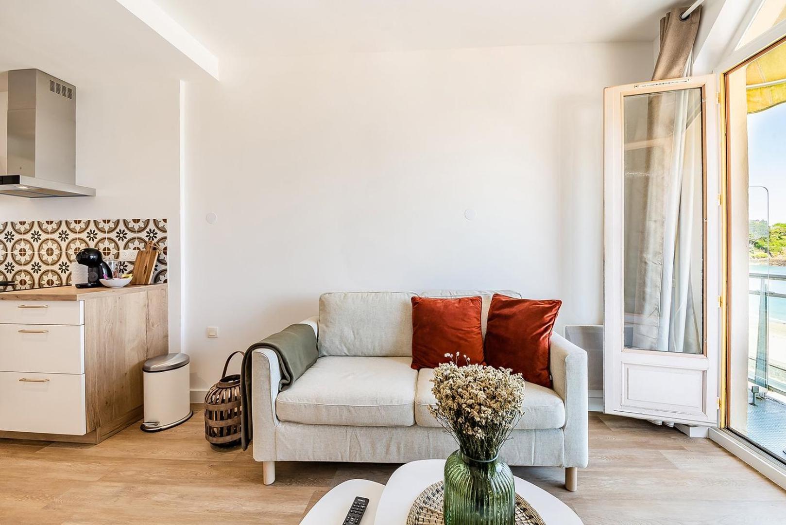 Les Pieds Dans L'Eau - Appartment 1 - Vue Mer Cancale Exterior foto